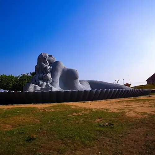 The Mermaid: Matsya Kanyaka / Sagarakanyaka, Shanghumugham Beach